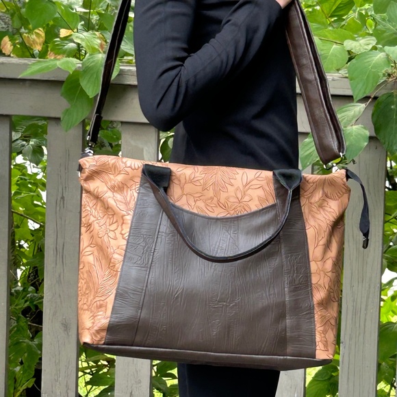 Faux Leather Tote Bag - Picture 1 of 8